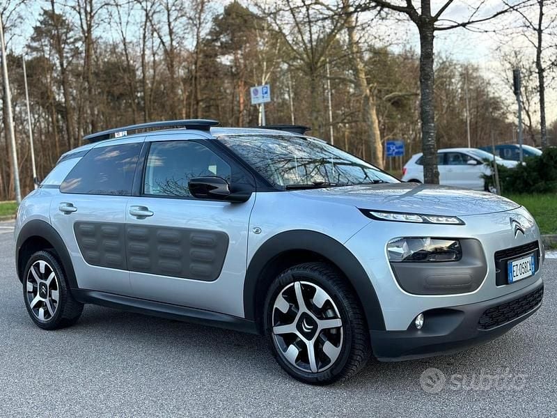 Usata Citroën C4 Cactus PureTech 82 CV (60 kW) 2015 Grigio Utilitaria