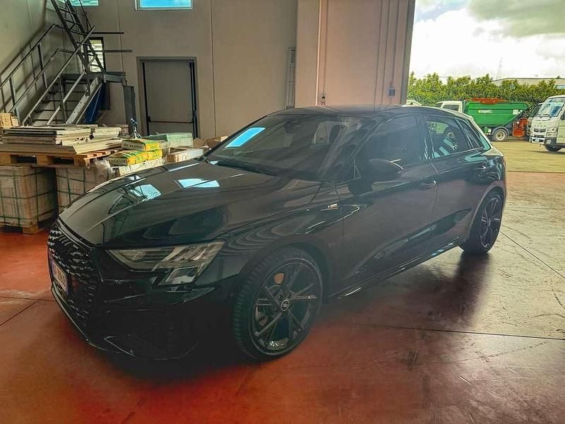 Gebraucht Audi A3 Ambiente 116 PS (85 kW) 2022 Limousine