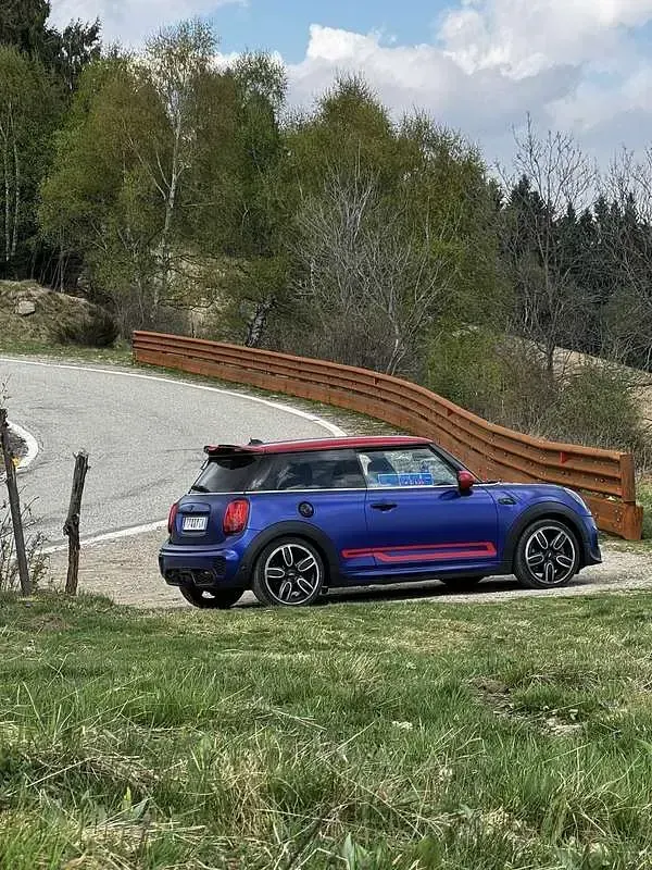 Usata Mini Cooper SD Seven 170 CV (125 kW) 2018 Utilitaria