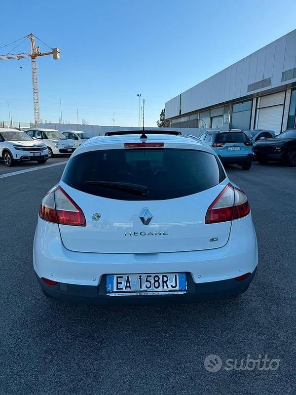 Usata Renault Mégane III 130 CV (95 kW) 2010 Bianco Berlina