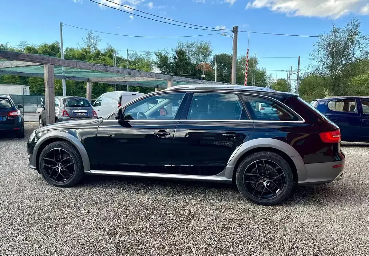 Usata Audi A4 Allroad 190 CV (139 kW) 2015 Nero Station wagon