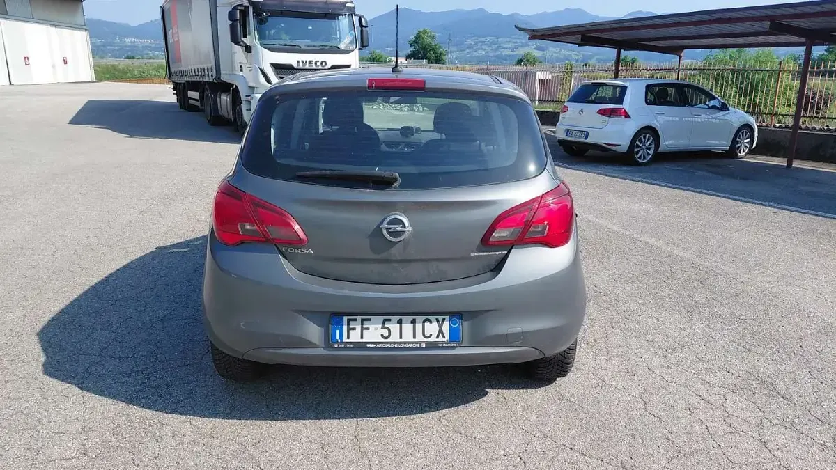 Usata Opel Corsa Cosmo 90 CV (66 kW) 2016 Utilitaria