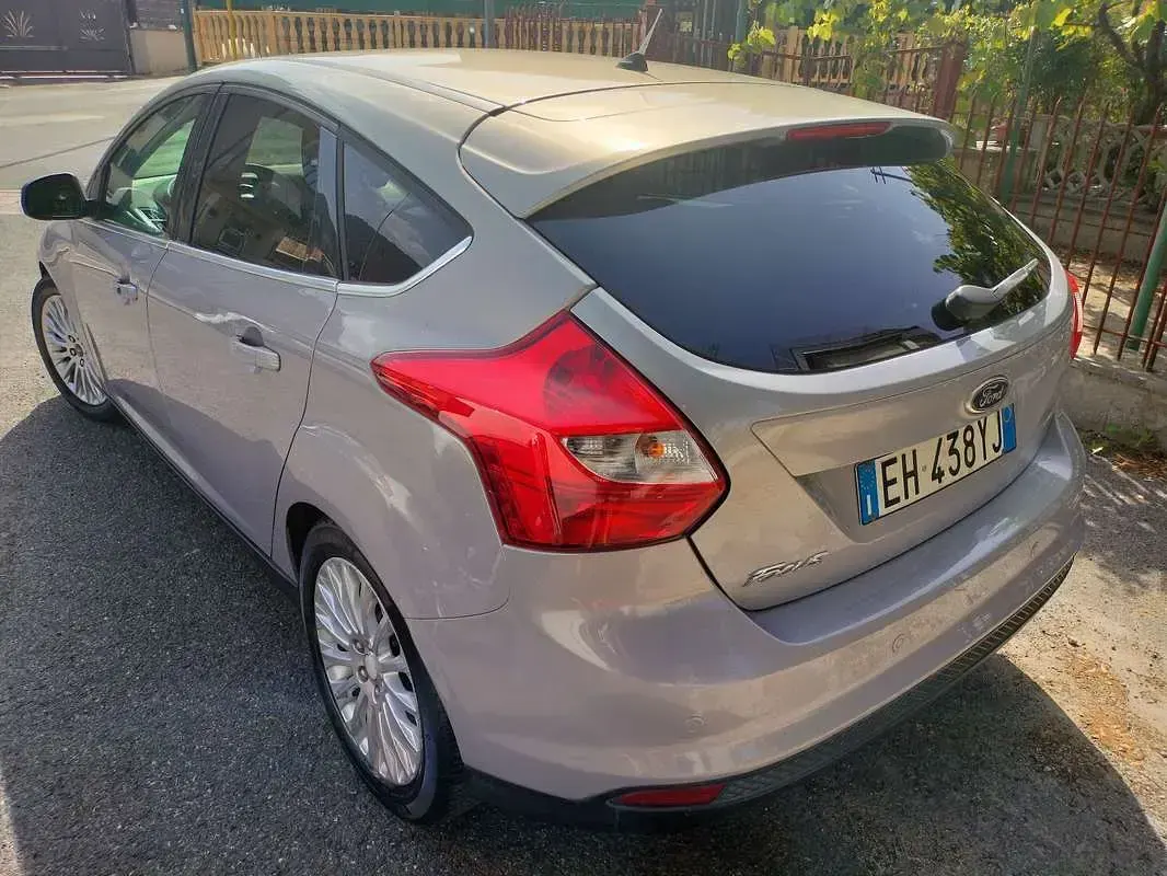 Usata Ford Focus Titanium 116 CV (85 kW) 2011 Berlina