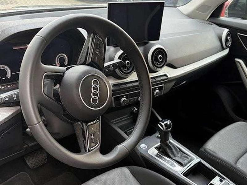 Usata Audi Q2 S-Line 150 CV (110 kW) 2024 Grigio SUV