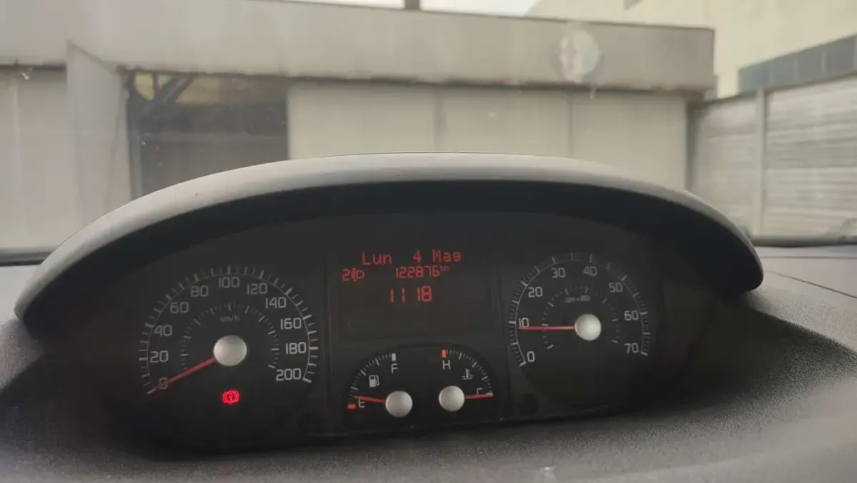 Usata Fiat Idea Dynamic 95 CV (69 kW) 2012 Argento Monovolume