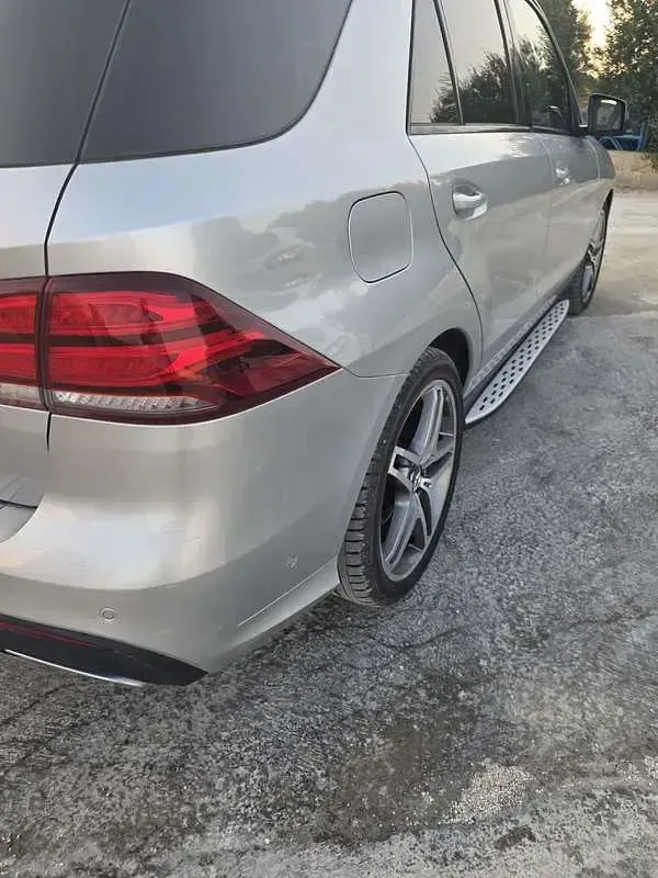 Usata Mercedes GLE250 Exclusive 204 CV (150 kW) 2018 SUV