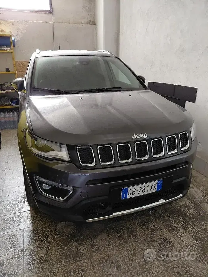 Usata Jeep Compass Limited 120 CV (88 kW) 2020 Grigio SUV