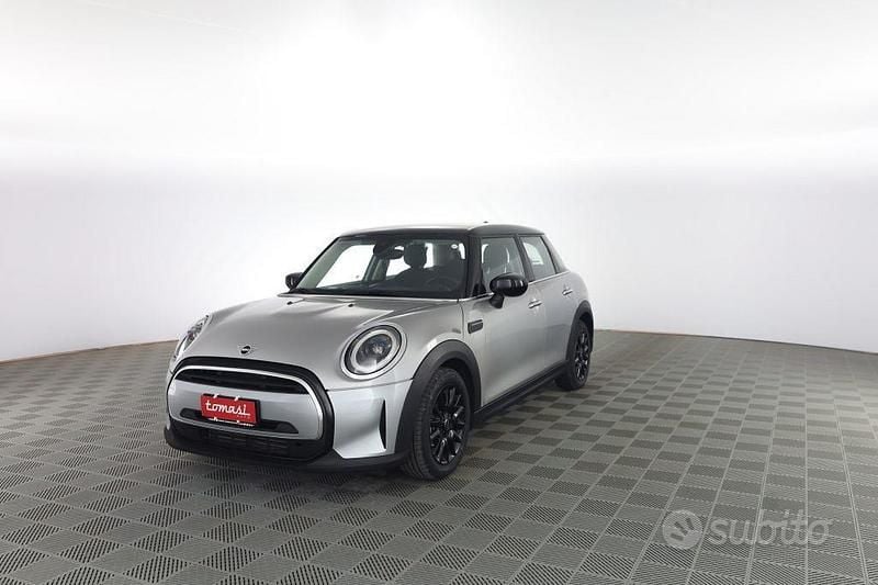 Usata Mini Cooper Classic 136 CV (100 kW) 2023 Grigio Utilitaria