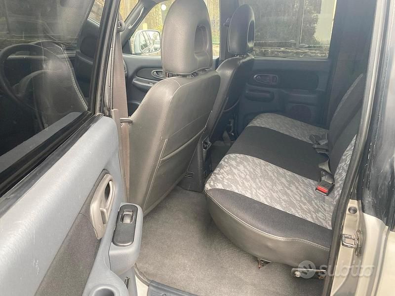 Usata Mitsubishi L200 87 CV (63 kW) 2000 Pick-up
