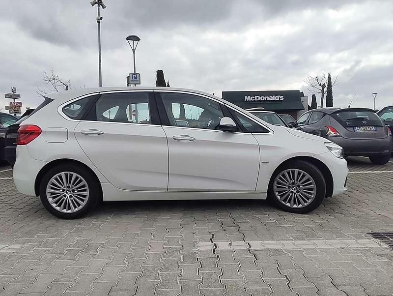 Usata BMW 220 Active Tourer Comfort Edition 190 CV (139 kW) 2016 Monovolume