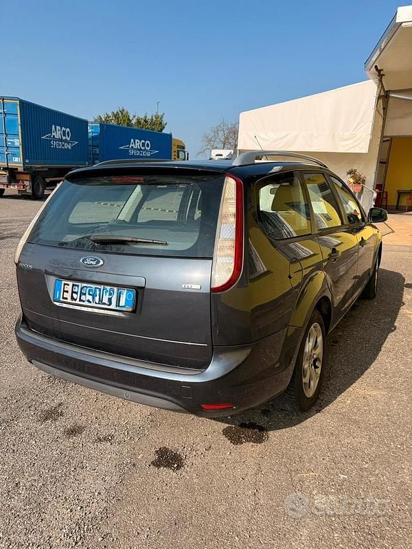Usata Ford Focus 110 CV (80 kW) 2011 Station wagon