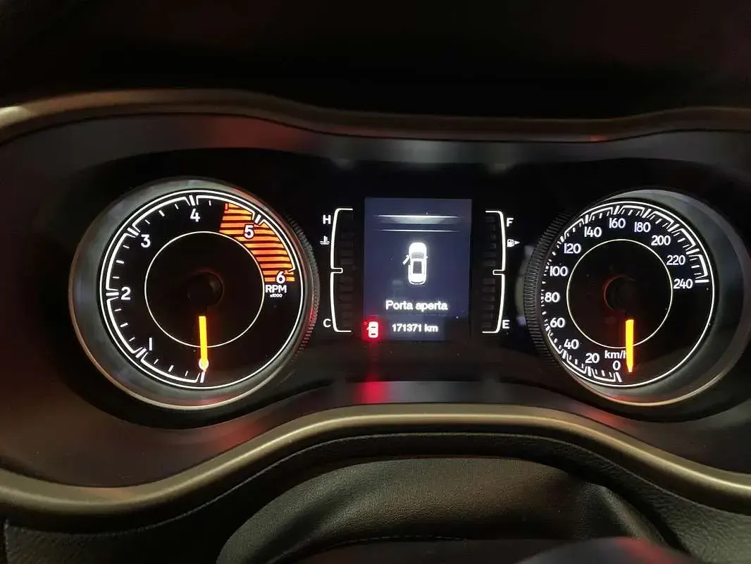 Usata Jeep Cherokee Night Eagle 185 CV (136 kW) 2016 Grigio SUV