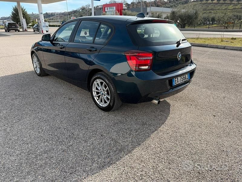 Usata BMW 114 95 CV (69 kW) 2014 Blu Utilitaria