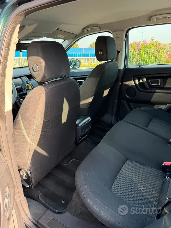 Usata Land Rover Discovery Sport 150 CV (110 kW) 2015 Nero SUV