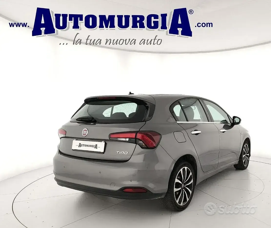 Usata Fiat Tipo Lounge 95 CV (69 kW) 2018 Grigio Berlina