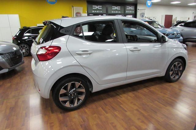 Nuova Hyundai i10 63 CV (46 kW) 2025 Grigio Utilitaria