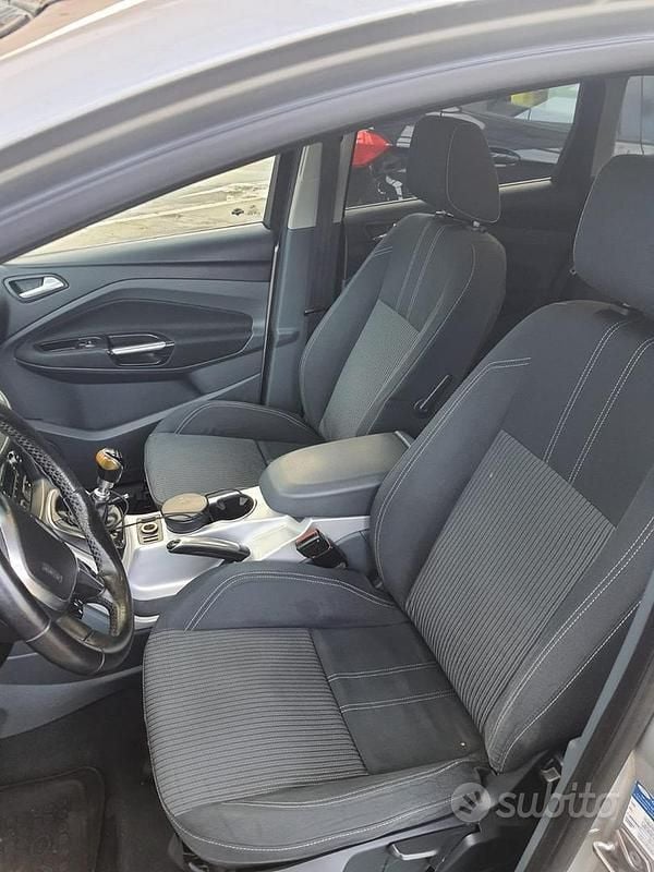 Grigio Usata 2011 Ford C-MAX Monovolume | 3800 € (Buon prezzo) - Immagine 1/4