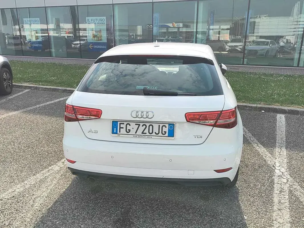 Occasion Audi A3 Business 110 PK (80 kW) 2017 Wit Sedan