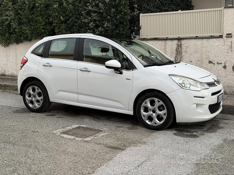 Usata Citroën C3 68 CV (50 kW) 2015 Bianco Berlina
