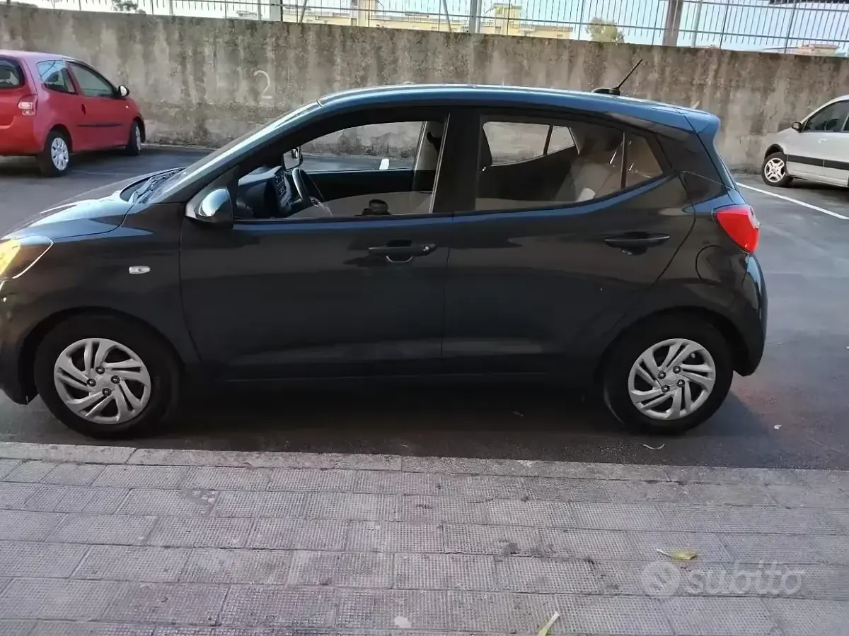 Usata Hyundai i10 67 CV (49 kW) 2023 Utilitaria