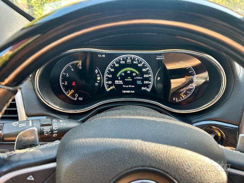 Usata Jeep Grand Cherokee Overland 250 CV (183 kW) 2015 Nero SUV