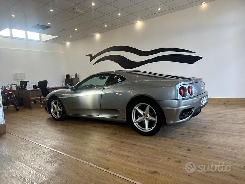 Usata Ferrari 360 400 CV (294 kW) 2000 Grigio Coupé