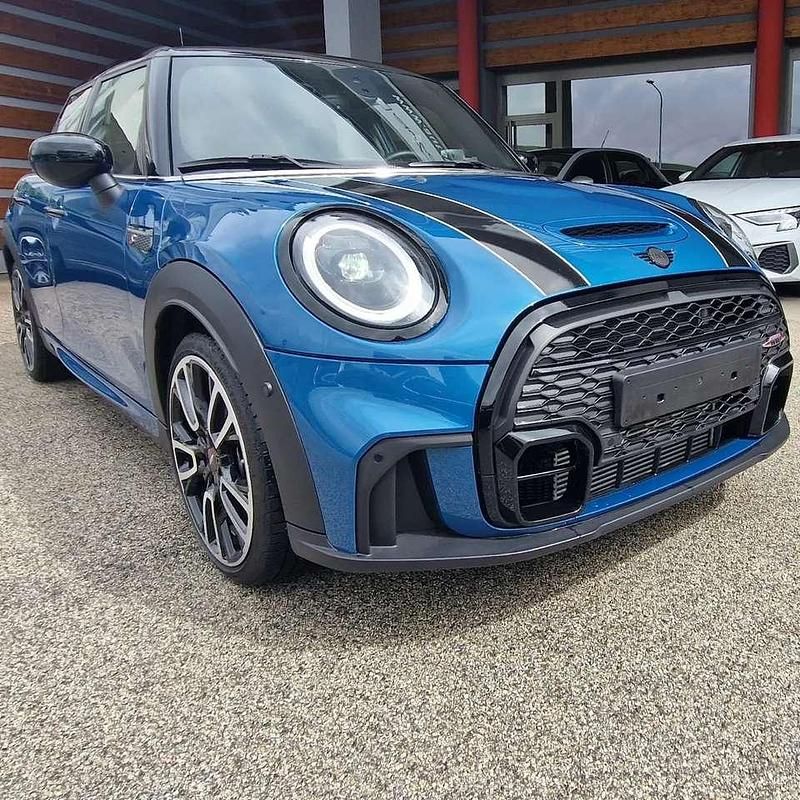 Usata Mini John Cooper Works 178 CV (130 kW) 2021 Blu/azzurro Utilitaria