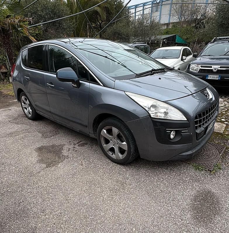 Usata Peugeot 3008 Business-Line 149 CV (109 kW) 2012 Grigio Station wagon