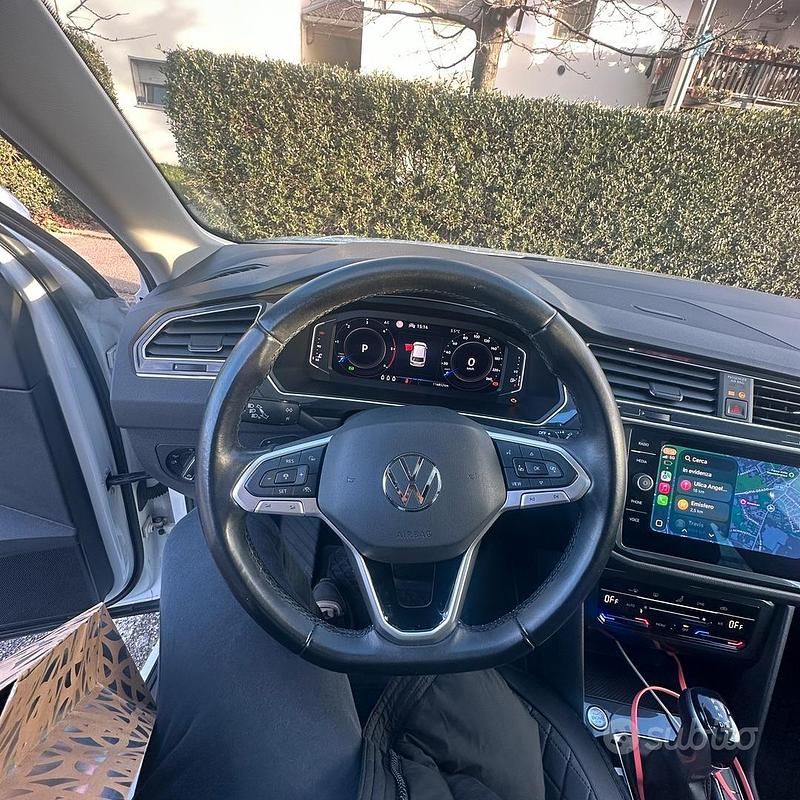 Usata VW Tiguan Elegance 150 CV (110 kW) 2022 Bianco SUV