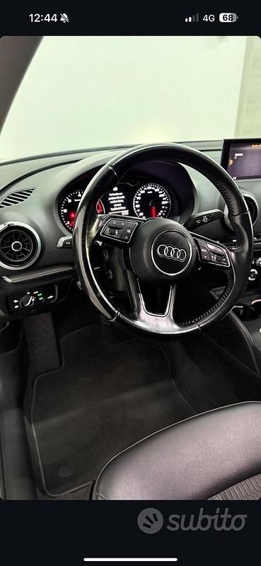 Usata Audi A3 2018 Blu Station wagon