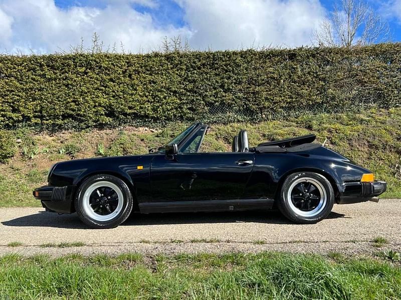 Usata Porsche 911 Carrera Cabriolet 231 CV (169 kW) 1988 Nero Cabrio