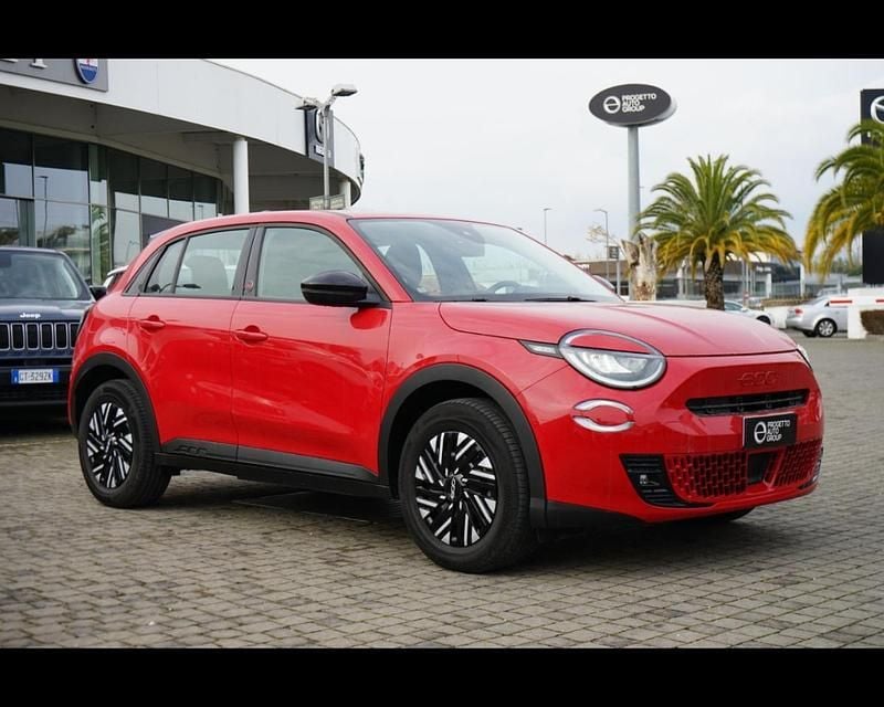 Usata Fiat 600E Red 114 kW (156 CV) 2023 SUV
