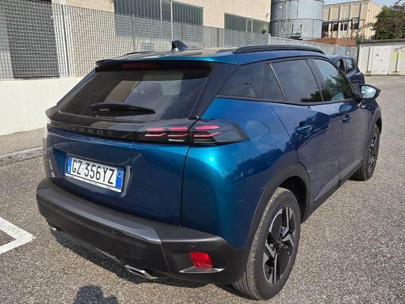 Usata Peugeot 2008 Allure 131 CV (96 kW) 2025 Grigio SUV