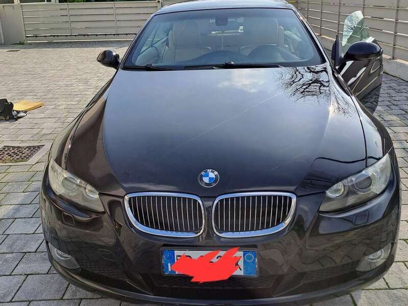 Usato 2008 BMW 325 Cabriolet 3.0 Diesel 197 CV (10.500 €)