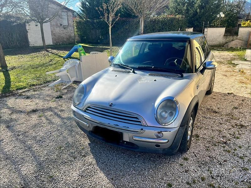 Usata Mini ONE 2002 Utilitaria
