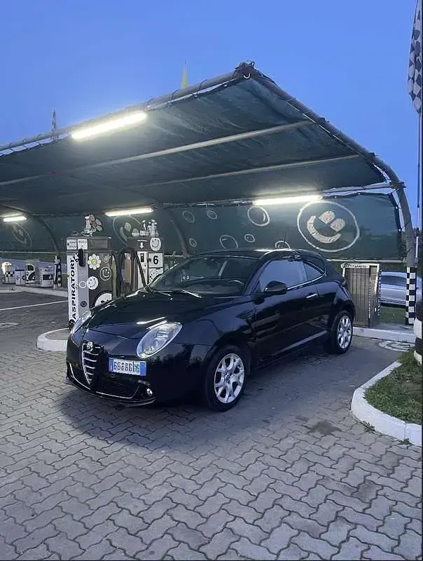 Usata Alfa Romeo MiTo Distinctive 79 CV (58 kW) 2016 Utilitaria