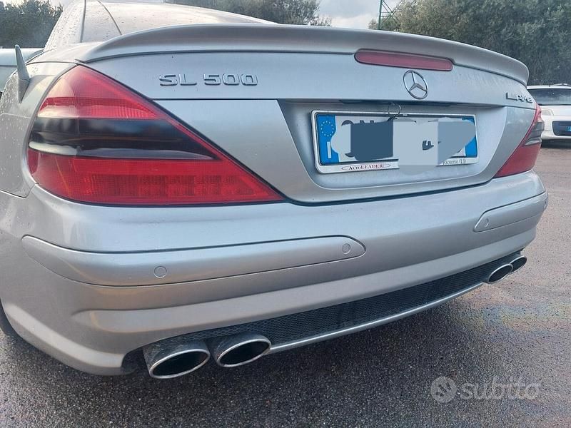 Usata Mercedes SL500 AMG 305 CV (224 kW) 2002 Grigio Cabrio