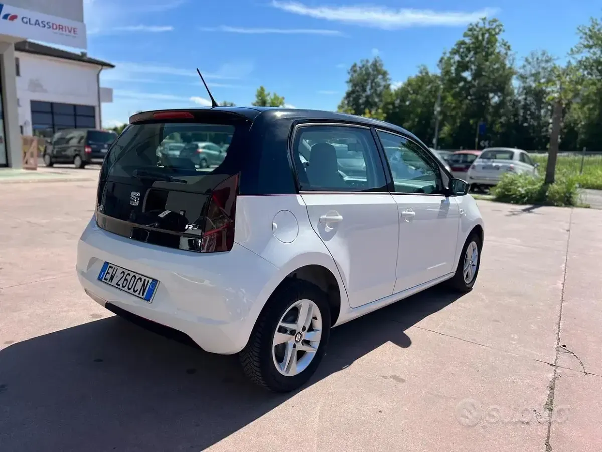 Usata Seat Mii 68 CV (50 kW) 2014 Bianco Utilitaria