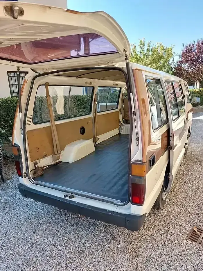 Usata Toyota HiAce 1984 Furgone