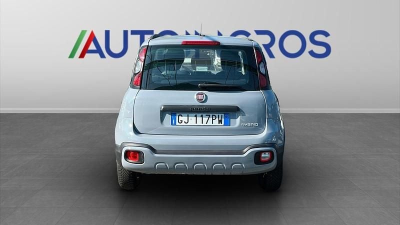 Begagnad Fiat Panda Cross Cross 69 HK (50 kW) 2022 Grå Halvkombi
