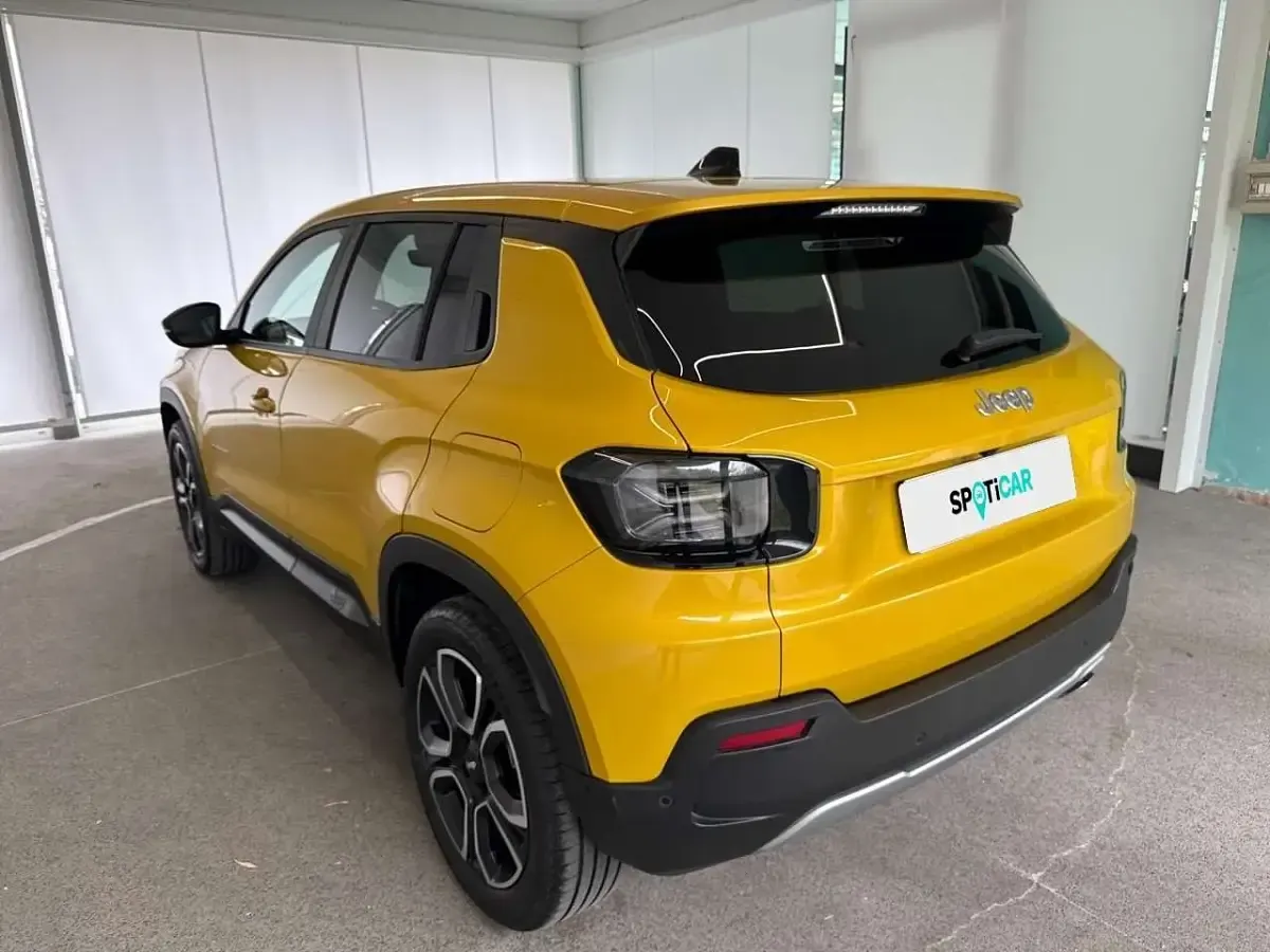 Usata Jeep Avenger Altitude 101 CV (74 kW) 2025 Giallo SUV