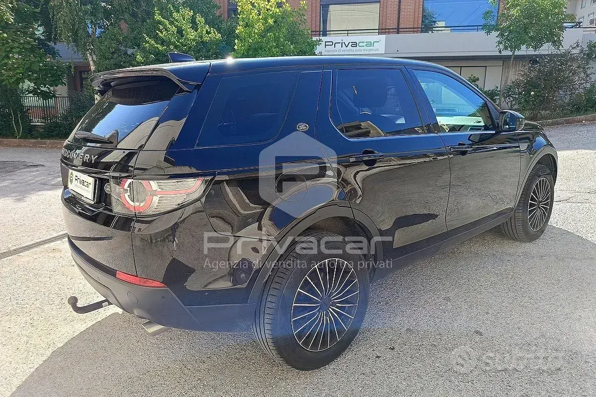 Usata Land Rover Discovery 5 HSE 150 CV (110 kW) 2017 Nero SUV