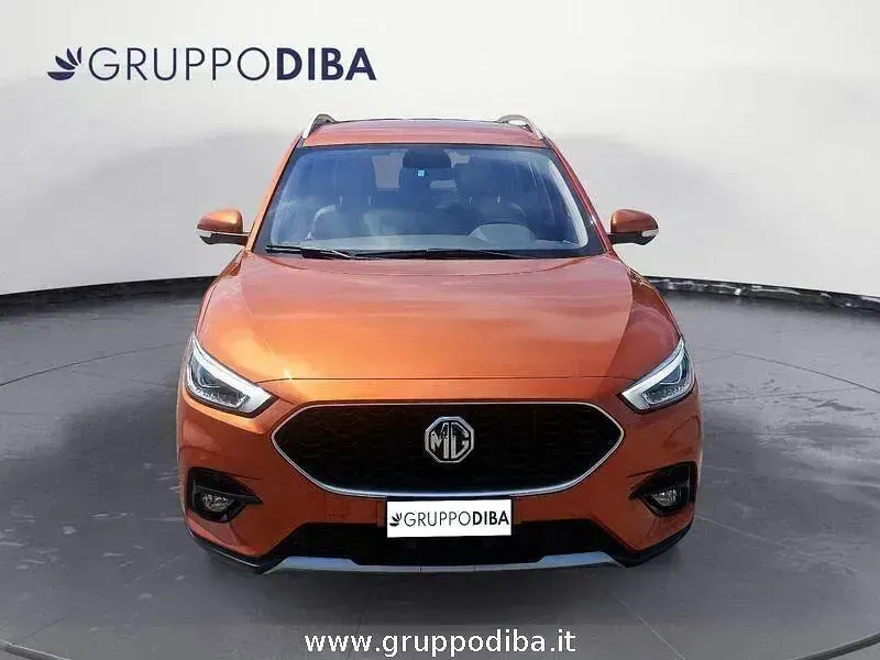 Usata MG ZS Luxury 106 CV (77 kW) 2024 Arancione SUV