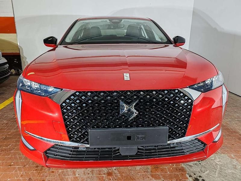 Usata DS Automobiles DS4 Trocadero 131 CV (96 kW) 2023 Rosso Berlina