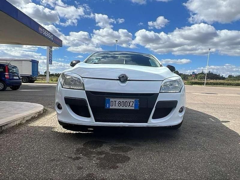 Bianco Usata 2009 Renault Mégane Coupé Luxe Coupé | 2500 € (Ottimo prezzo) - Immagine 1/4