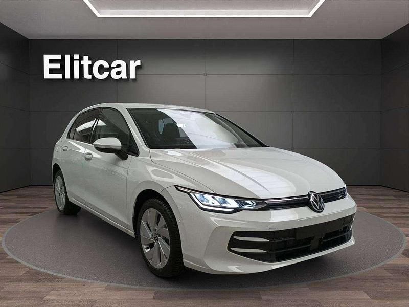 Nuova VW Golf VIII Edition 150 CV (110 kW) 2026 Pure white Berlina