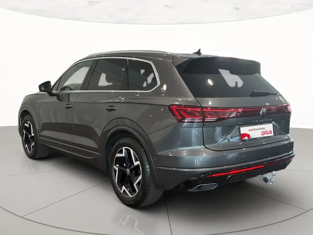 Usata VW Touareg R-line 231 CV (169 kW) 2025 Other SUV