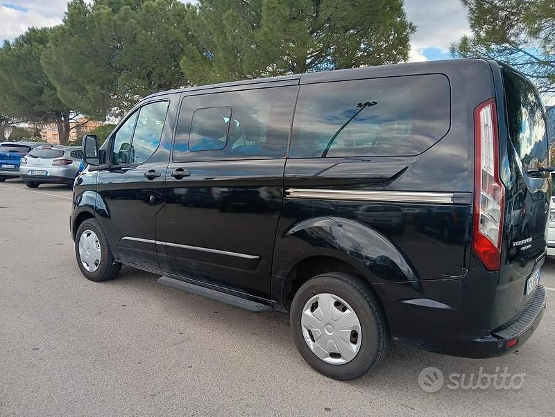 Usata Ford Tourneo Custom 2014 Nero Furgone