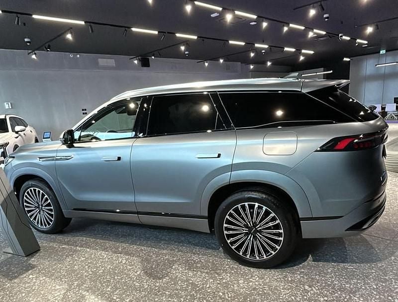 Nuova Jaecoo 8 143 CV (105 kW) 2026 Matte gray SUV