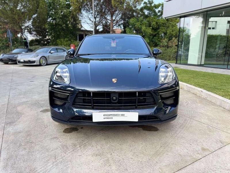 Blu notte metallizzato Usata 2020 Porsche Macan Turbo SUV | 60.900 € (Ottimo prezzo) - Immagine 1/4